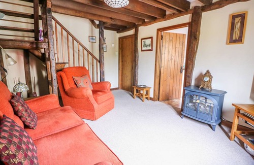 Llanidloes Cottage | Cabin ∙ 2 bedrooms ∙ 3 guests