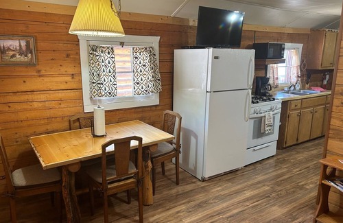 South Fork Cabin | Cabin 2 - Grandview Cabins