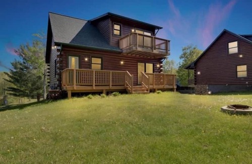 Gaylord House | Cabin 2440 - Beautiful Log Cabin in Private Resort