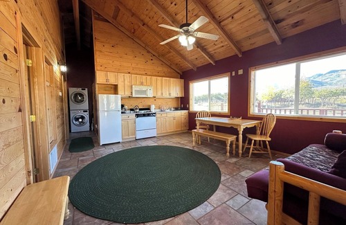 La Sal Cabin | Cabin 3 at Mount Peale Inn