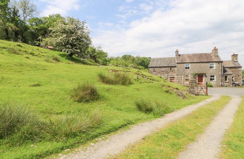 Bowland Bridge Cottage | Cabin ∙ 3 bedrooms ∙ 6 guests