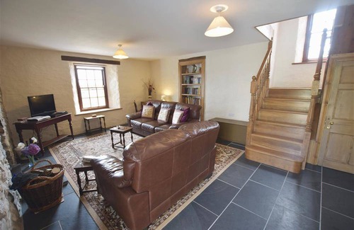 Goodwick Cottage | Cabin ∙ 3 bedrooms ∙ 5 guests