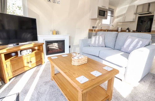 South Lakeland Leisure Village Cottage | Cabin ∙ 3 bedrooms ∙ 6 guests