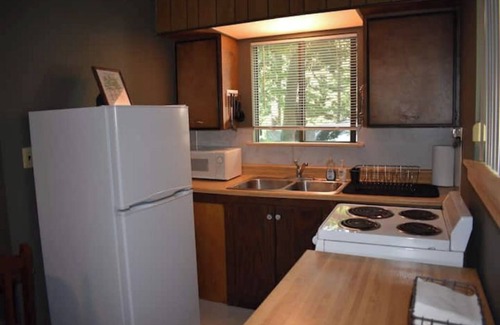 Honor Cottage | Cabin #3-near Interlochen, Crystal Mtn, Traverse
