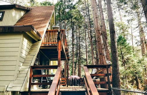 Idyllwild Cabin | Cabin ∙ 3 bedrooms ∙ 10 guests