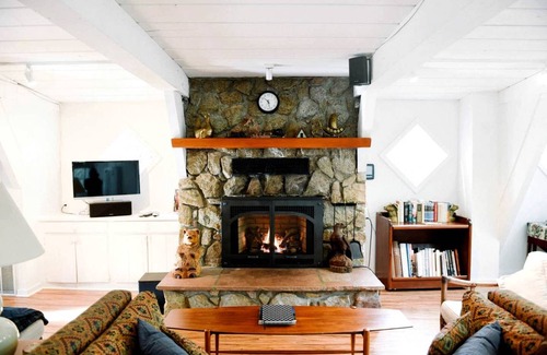 Idyllwild Cabin | Cabin ∙ 3 bedrooms ∙ 10 guests