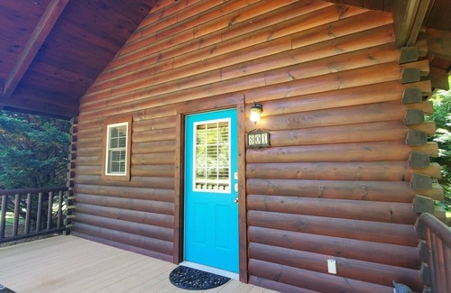 Galax Apartment | Cabin 301 - Rest Stop