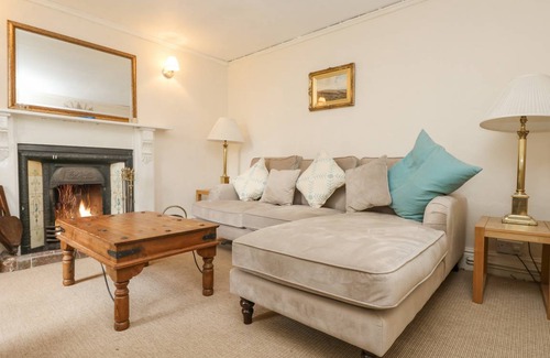 Truro Cottage | Cabin ∙ 4 bedrooms ∙ 7 guests