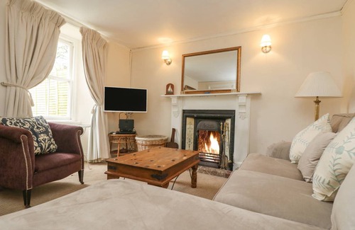 Truro Cottage | Cabin ∙ 4 bedrooms ∙ 7 guests