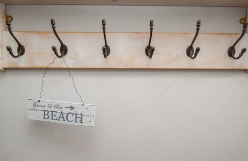 Weymouth Cottage | Cabin ∙ 4 bedrooms ∙ 8 guests