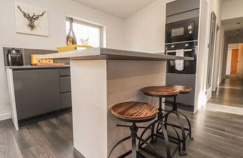 Wennington Cottage | Cabin ∙ 4 bedrooms ∙ 10 guests