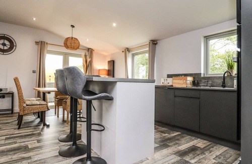 Wennington Cottage | Cabin ∙ 4 bedrooms ∙ 10 guests