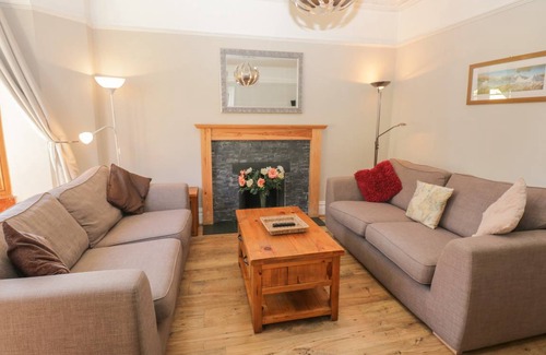 Windermere Cottage | Cabin ∙ 4 bedrooms ∙ 8 guests