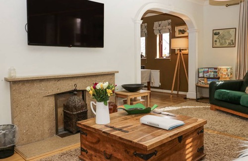 Windermere Cottage | Cabin ∙ 4 bedrooms ∙ 7 guests