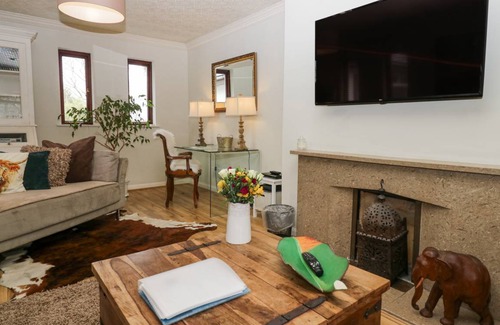 Windermere Cottage | Cabin ∙ 4 bedrooms ∙ 7 guests