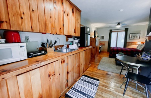 Farmers House | *Cabin 4* Cave Run Cabins at Cave Run Lake!