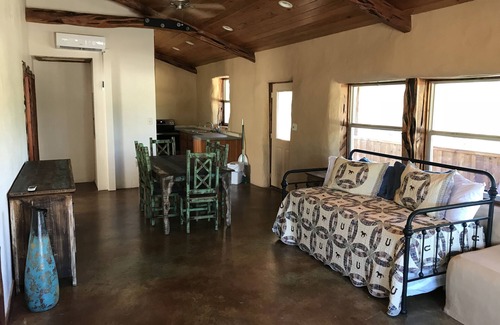 Camp Wood Cabin | Cabin 4 of 7 With Private River Access to the Nueces River