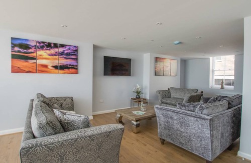 Weymouth Cottage | Cabin ∙ 5 bedrooms ∙ 10 guests