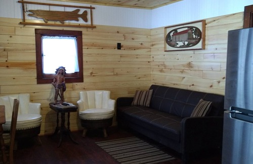 Moran Cabin | Cabin #5 On Beautiful Brevort Lake