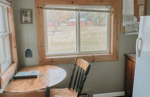 Gould City Cabin | Cabin 6-The Loon's Nest at Sunset Pines Resort