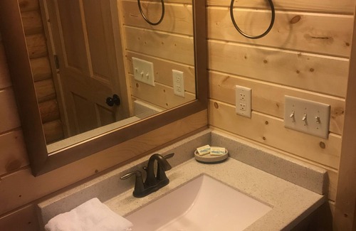 Sweetwater House | Cabin 6