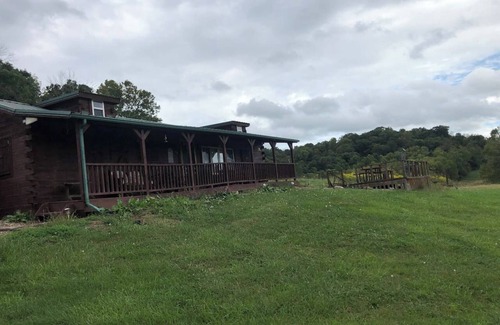 Chandlersville Cabin | Cabin 65AC Zanesville Muskingum AEP WIFI&CELL SVC!