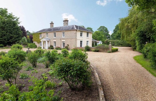 Great Hockham Cottage | Cabin ∙ 8 bedrooms ∙ 15 guests