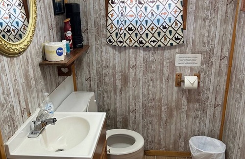 Ponderosa Pines Cabin | Cabin 8 - Grandview Cabins