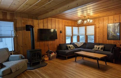Strawberry House | Cabin #8