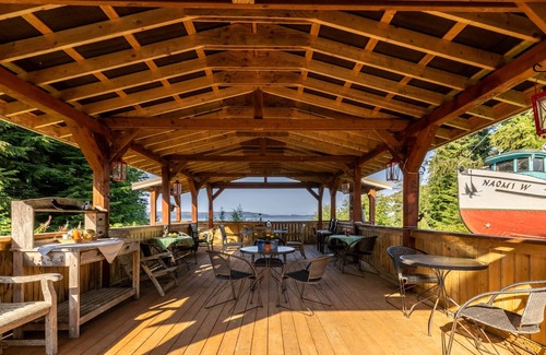 Alert Bay Cabin | {Cabin 9} The Cabins at Alert Bay