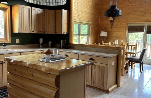 McMillan Cabin | Cabin at Big Manistique Lake!