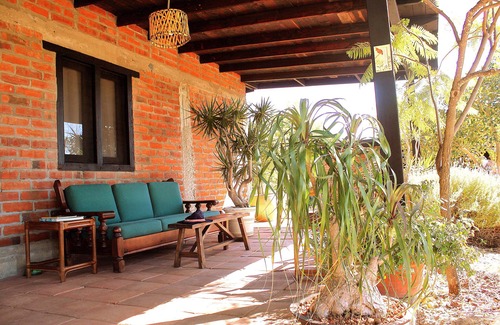 Valle de Guadalupe Cabin | Cabin B Las Orquideas, rustic and comfy, right off the highway