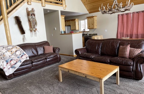 Harbor Village House | Cabin By the Lake at Bear Lake