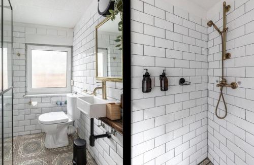 Joachimsthal House | Cabin by the lake for 4 people with Fireplace and Sauna