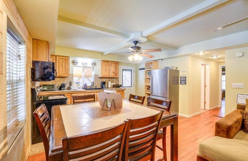 Ragland House | Cabin Close to ATV and Hiking Trails in Delbarton