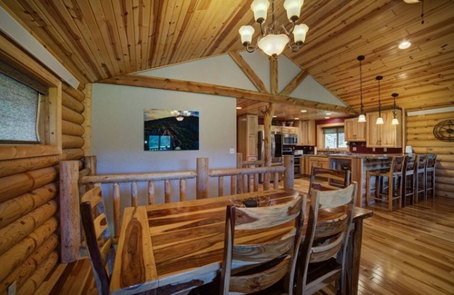 Nemo Cabin | Cabin close to Nemo, private stocked pond and hot tub great for families!