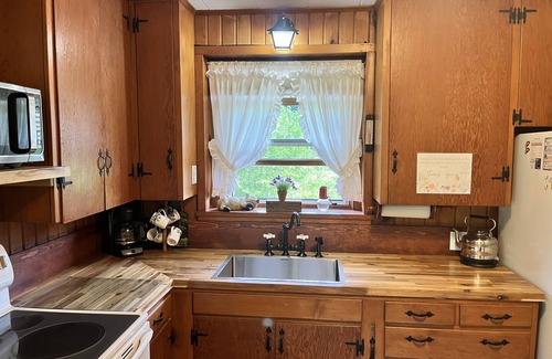 Iowa Falls Cabin | Cabin Cove on the river