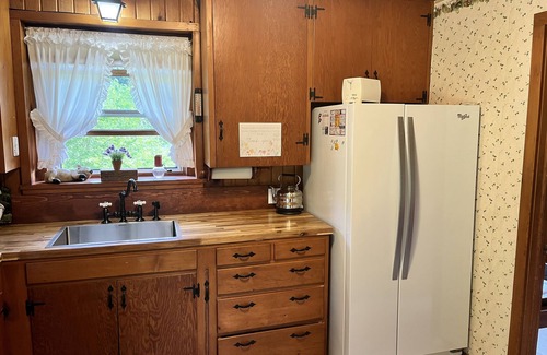 Iowa Falls Cabin | Cabin Cove on the river