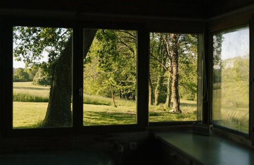 Pluneret Cabin | Cabin 'Domaine De Kermadio - La Cabane' with Shared Pool, Private Terrace and Private Garden