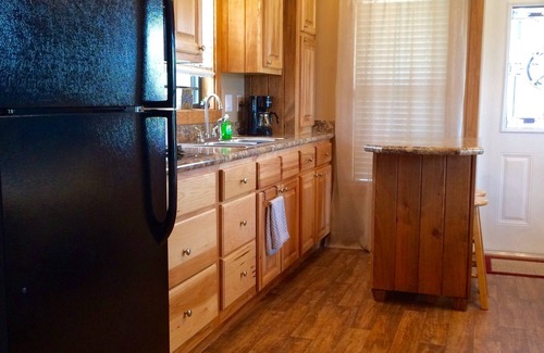 Harper House | Cabin Farm Stay close to Fredericksburg, TX DOGS WELCOME