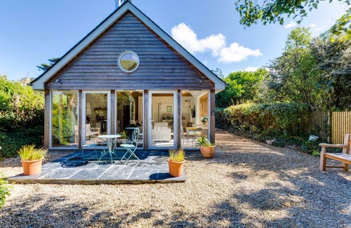 Trebetherick Cottage | Cabin ∙ 1 bedroom ∙ 2 guests