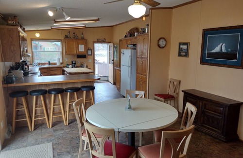 Rogers Township Cabin | Cabin Getaway!