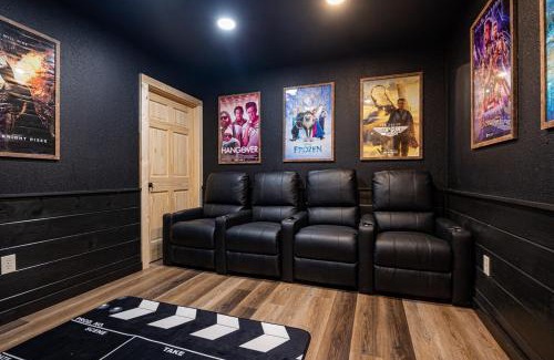 Sevierville House | Cabin Haven Theater Game room Hot Tub Yard