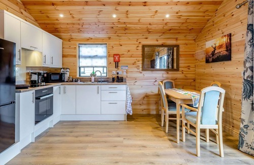 East Dereham Cottage | Cabin Hideaways offer the perfect escape from the stresses of daily living while being in the perfec