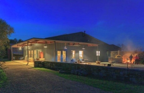 Round Top Apartment | Cabin II @ Oakbones Round Top