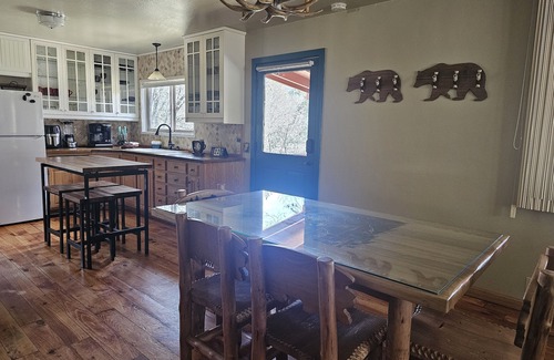 Wishon House | Cabin in bass lake vacational