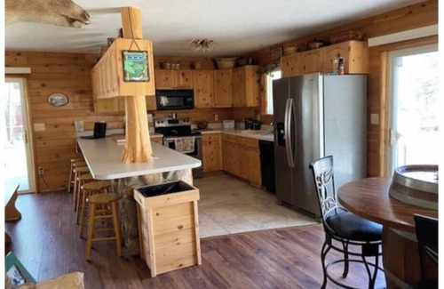 Grayling Cabin | Cabin in Grayling, for all your activities near Lake Marguerite and more …