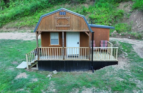 Boons Camp Cabin | Cabin in the Appalachian mountains!