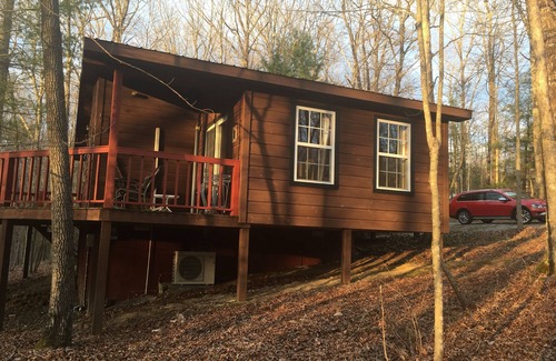 Jamestown Cabin | Cabin in the Big South Fork/Pickett State Park Area.