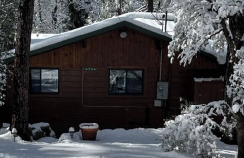 Ponderosa Park Cabin | Cabin in the Ponderosa Pines